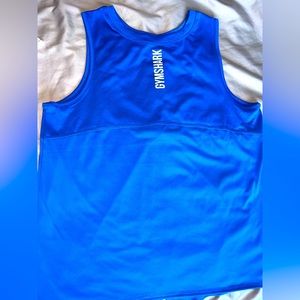 Selling this almost brand new tank top.